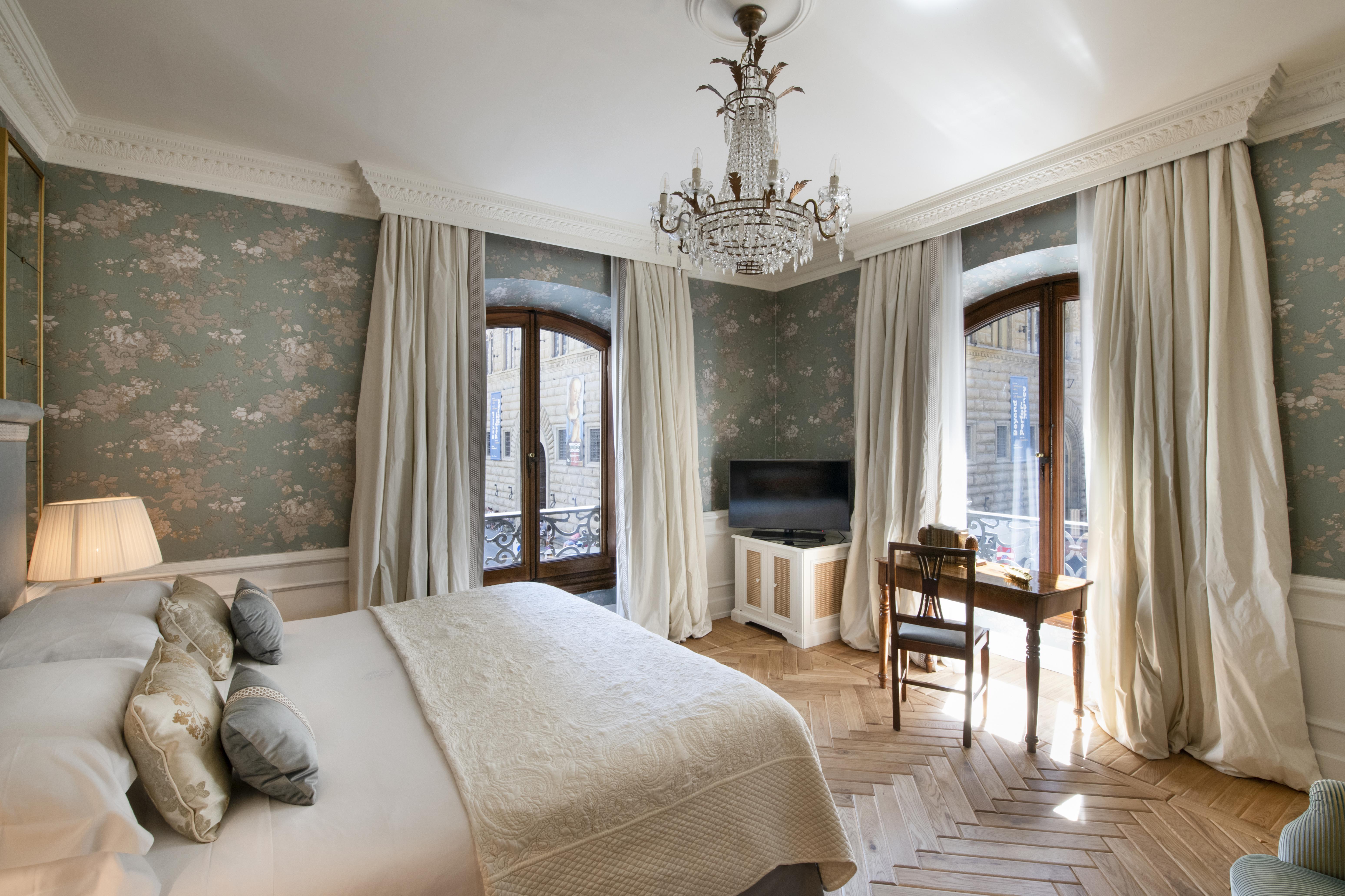 Helvetia&Bristol Firenze - Starhotels Collezione Екстер'єр фото A room at Hotel Gran Vía