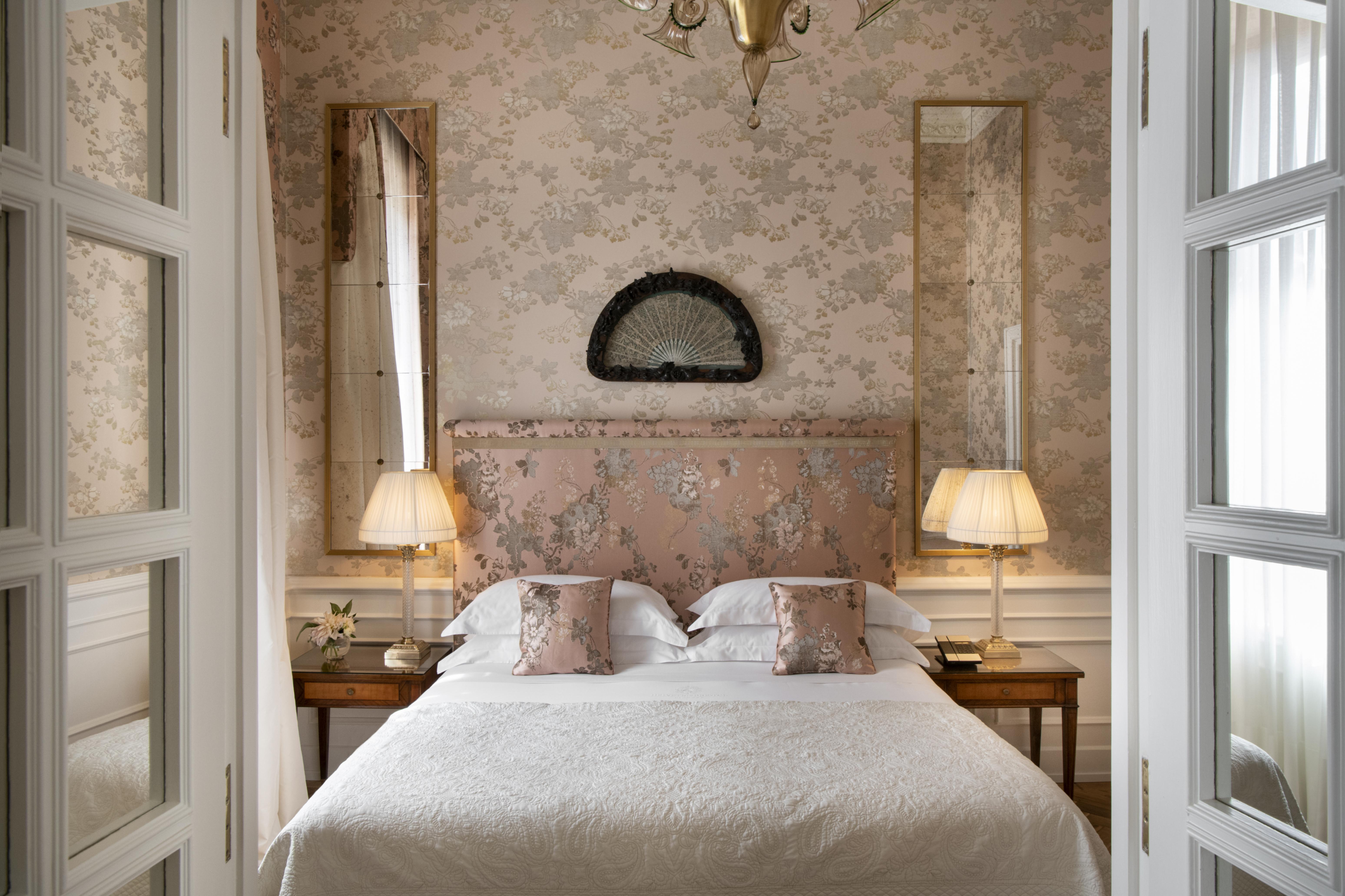 Helvetia&Bristol Firenze - Starhotels Collezione Екстер'єр фото A bedroom at the hotel