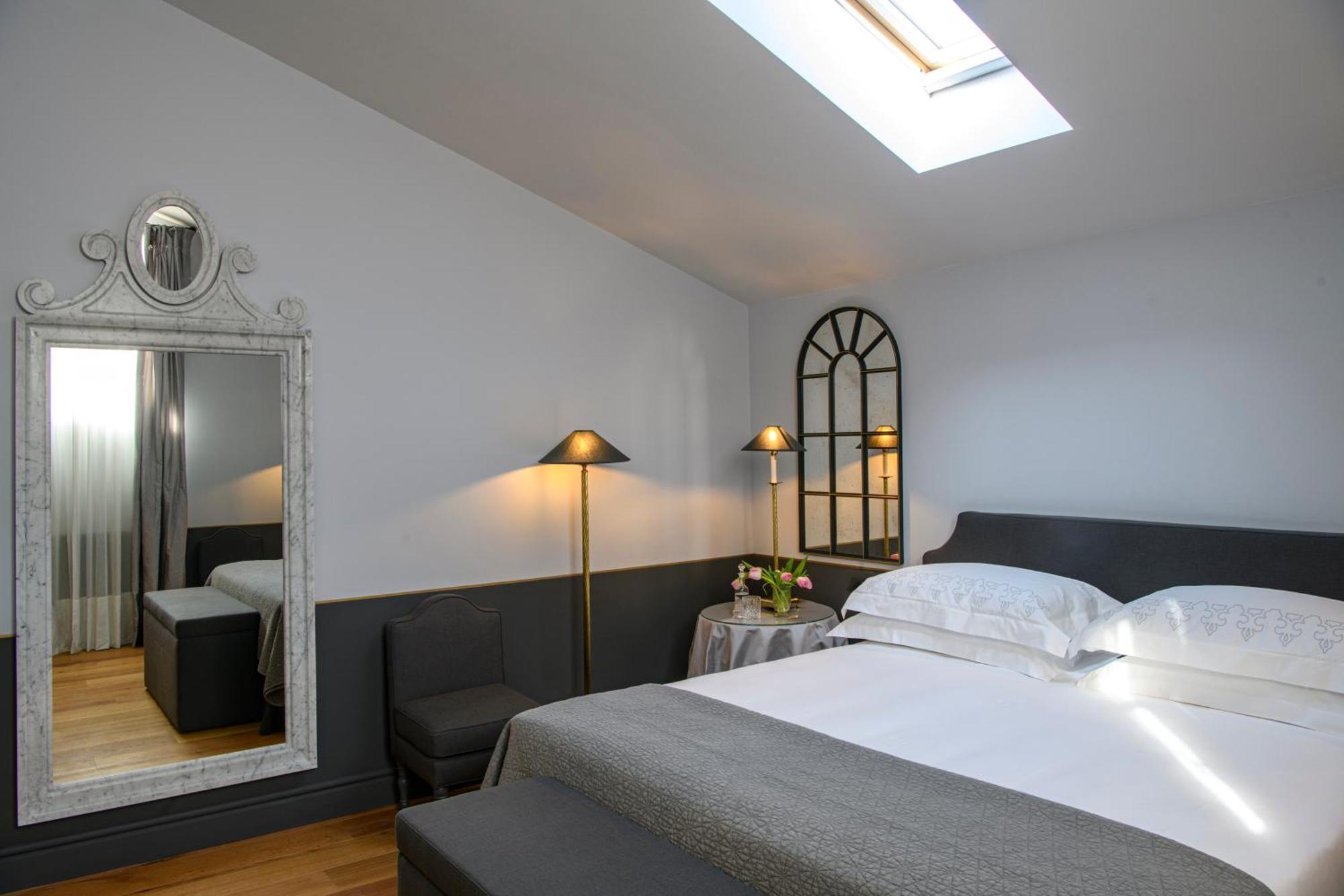 Helvetia&Bristol Firenze - Starhotels Collezione Екстер'єр фото A bedroom at the hotel