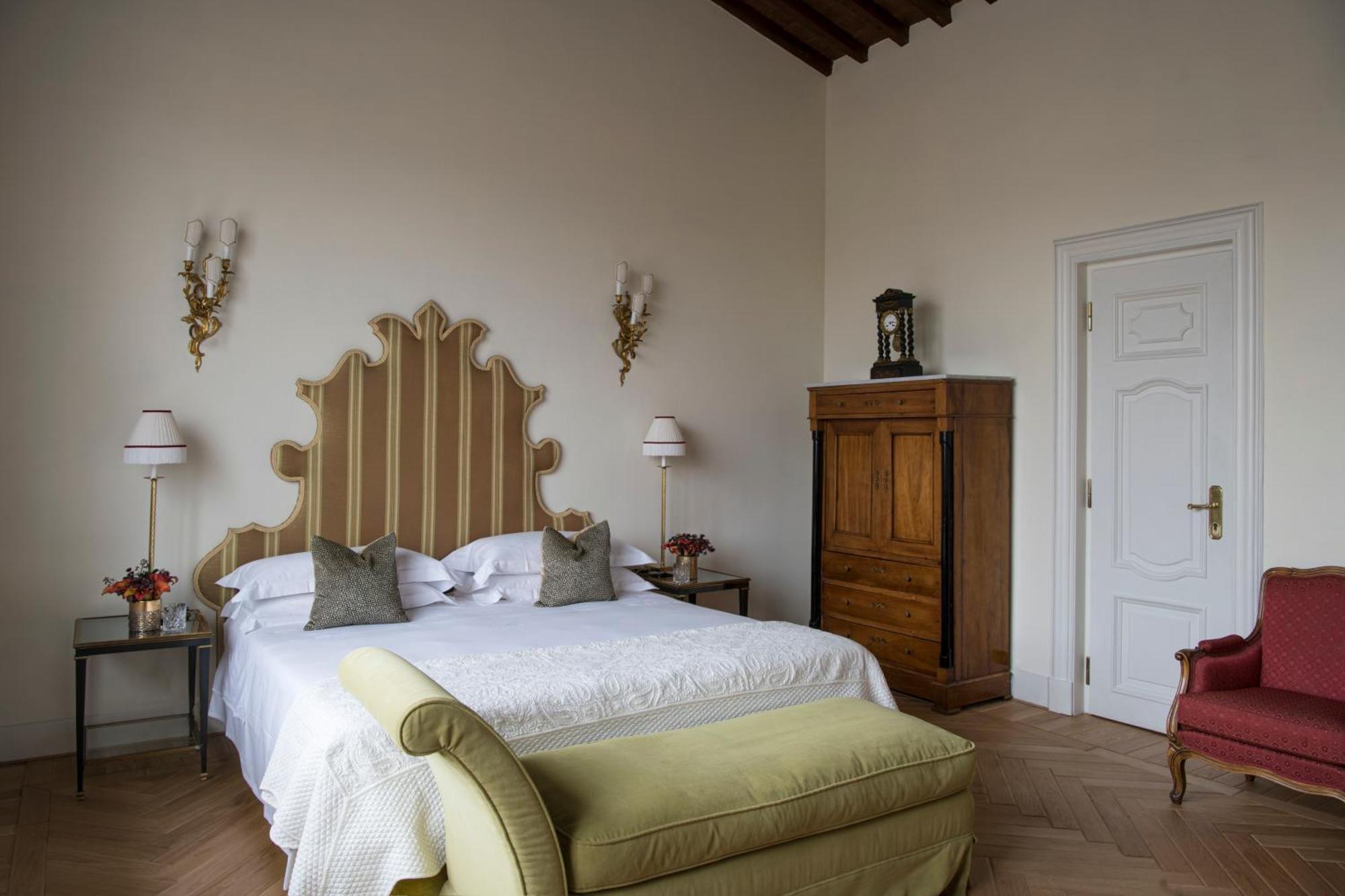 Helvetia&Bristol Firenze - Starhotels Collezione Екстер'єр фото A bedroom
